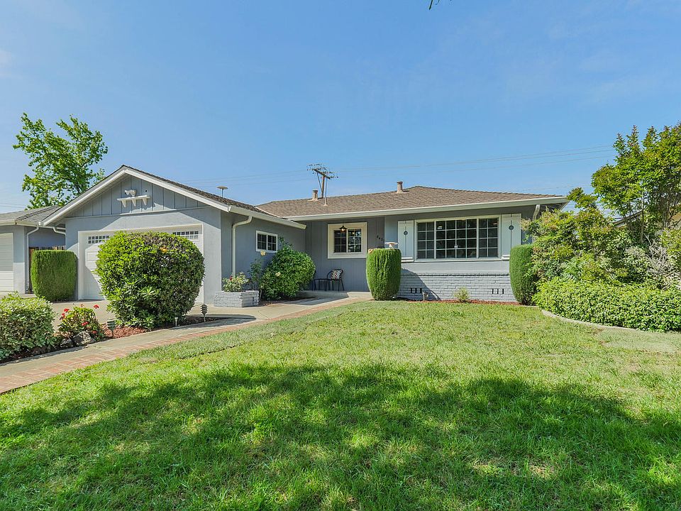 1st image of 6485 Rainbow Dr