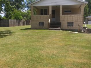 107 Western Ave, Coraopolis, PA