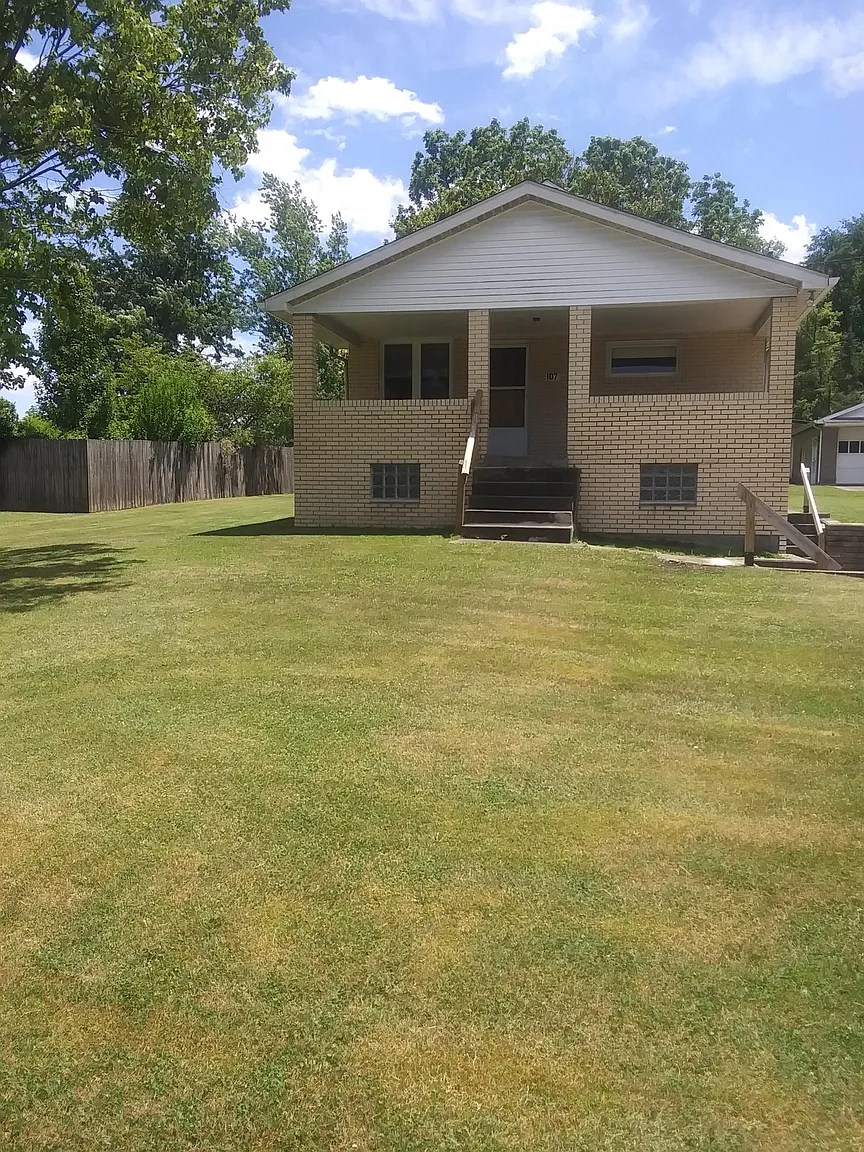 107 Western Ave photo 1