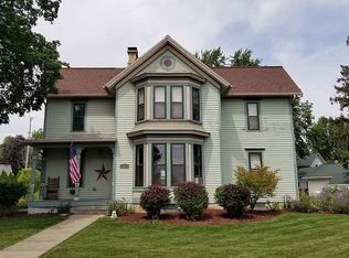 332 Riverside Dr, Fort Atkinson, WI 53538