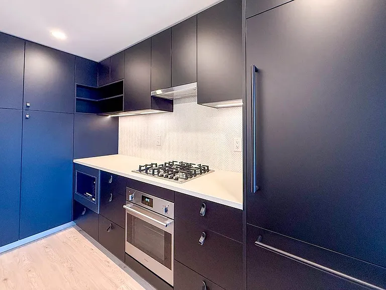 1680 E 12th Ave #204 — Photo 17