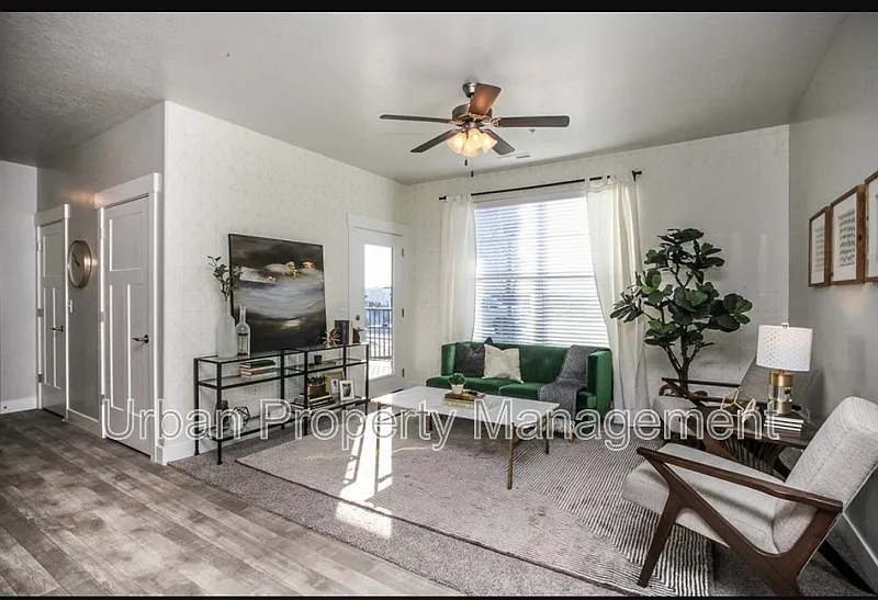1 bed, 1.0 bath, 1272 sqft, $650 — Photo 4