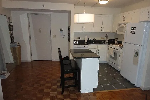 Rented by Corcoran | media 26