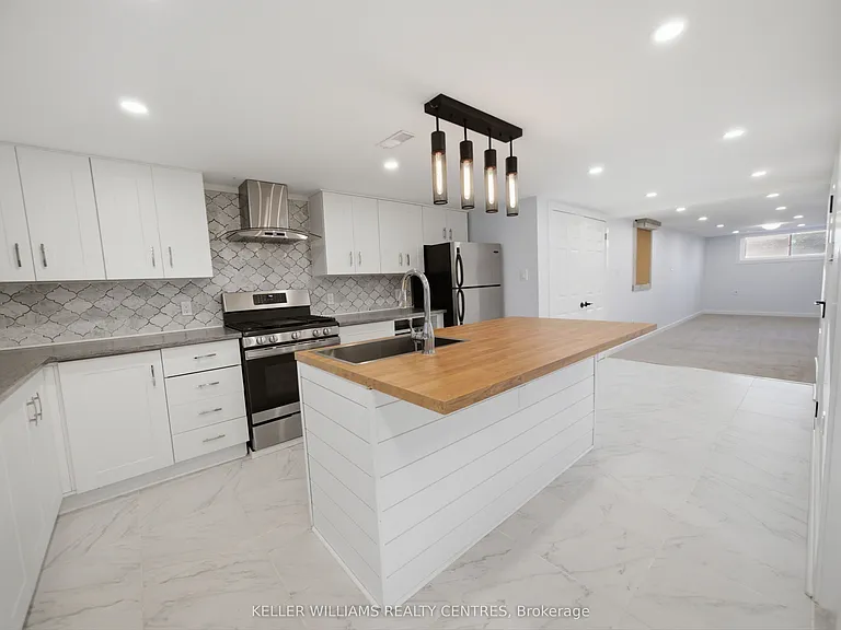 25 Townsend Ave #B — Photo 18