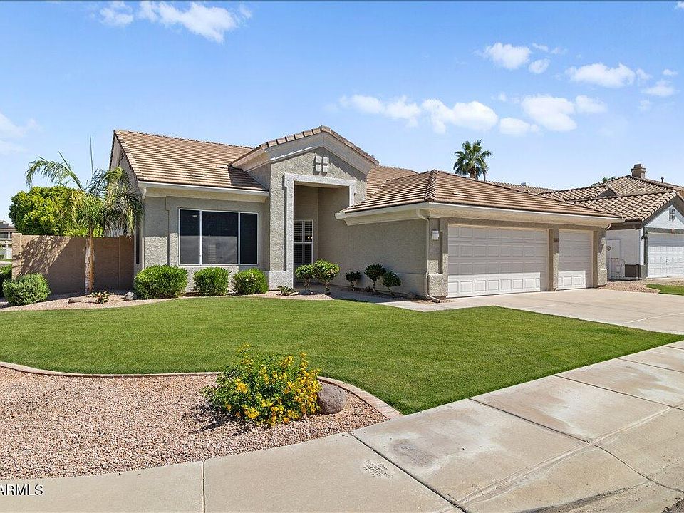 1st image of 988 W EBONY Drive