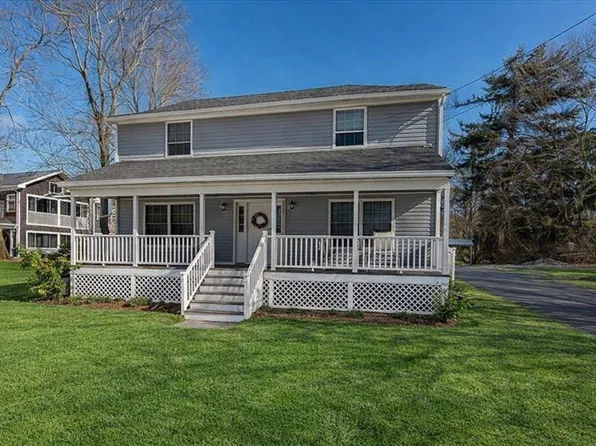 10 Emerald St, Gloucester, MA 01930