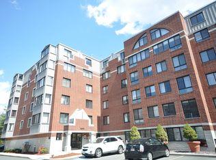 100 Ledgewood Dr APT 310, Stoneham, MA 02180