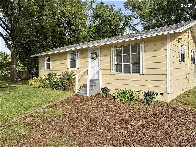 2515 Winston Ave — Photo 3