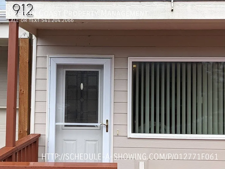 912 SW Bay View Ln — Photo 2