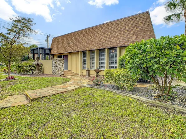 244 Harbor Dr Unit 4, Venice, FL 34285