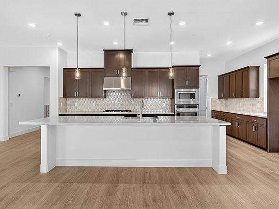 2nd image of 1384 Alpine Way