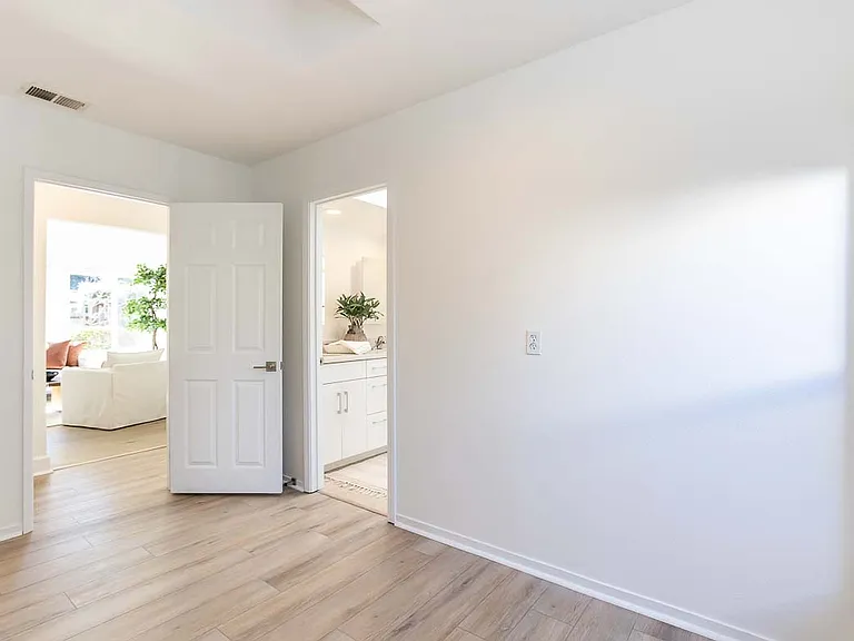 380 Christina Way — Photo 35