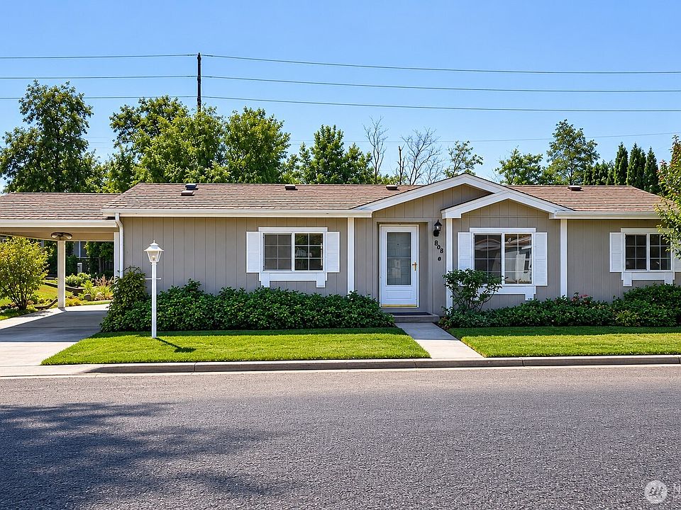 1st image of 808 SE Mockingbird Drive