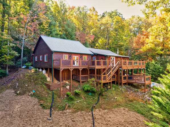 19 The Forest Rd, Blue Ridge, GA 30513