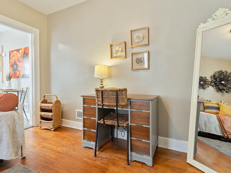 3037 California St #6 — Photo 7
