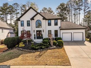 813 Hillcrest Ln, Woodstock, GA 30189