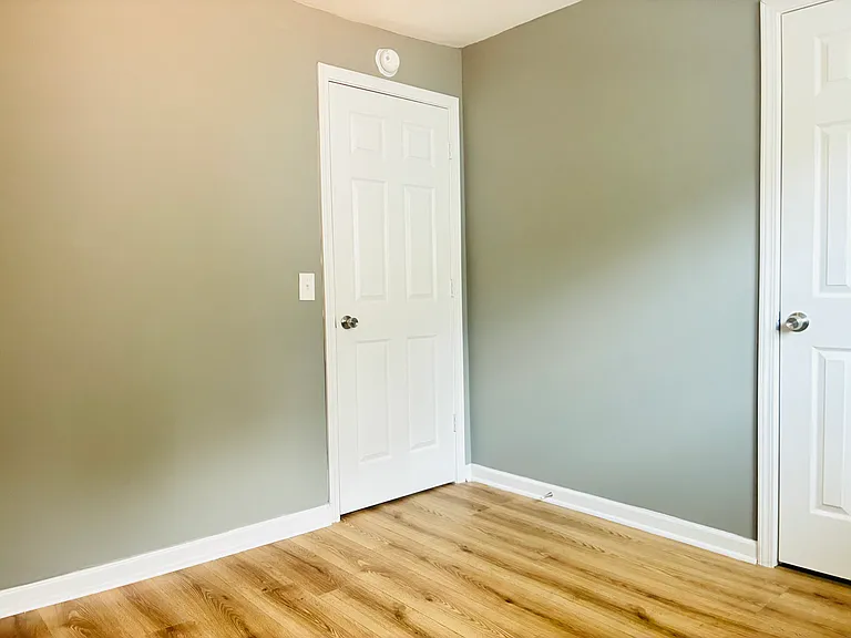 416 Mint St — Photo 11