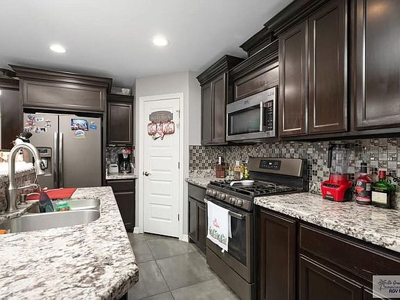 5th image of 3073 Resaca Vista Dr