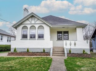 1384 W Galbraith Rd, Cincinnati, OH 45231