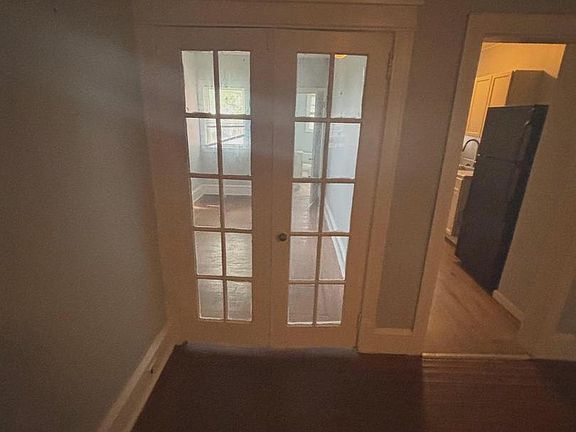 4th image of 5631 N Fairhill St