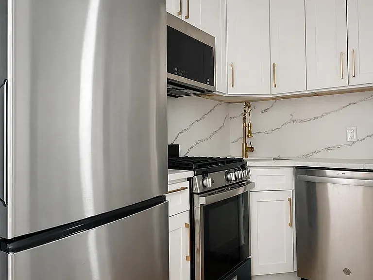 206 W 96th St #5-B — Photo 1