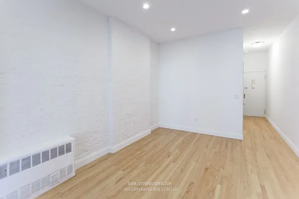 Rented by Copperwood Real Estate | media 9