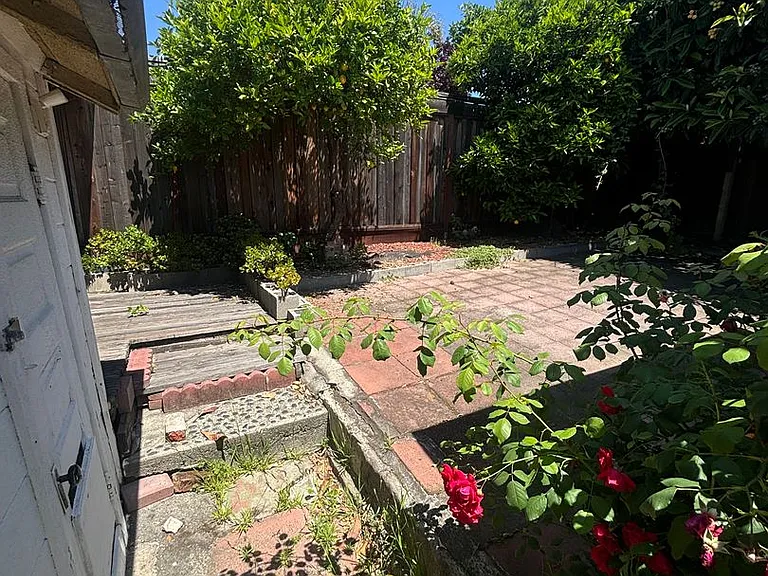 3218 School St — Photo 13
