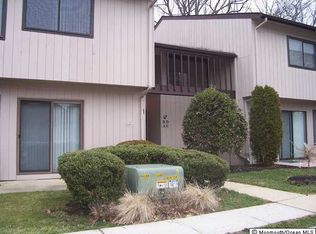 17 Auburn Ct #A, Red Bank, NJ