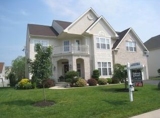 12 Bordeaux Blvd, Newark, DE 19702