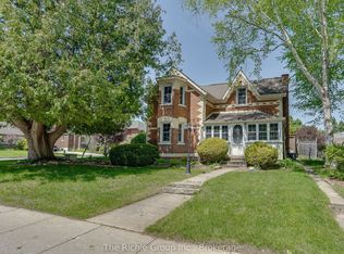 15 Emma St, Caledon, ON L7C1K5