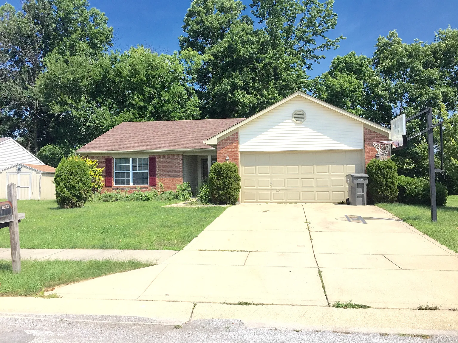 3 bed, 1410 sqft, $1,765 — Photo 1