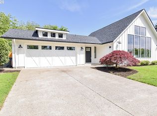855 Calvin St, Eugene, OR 97401