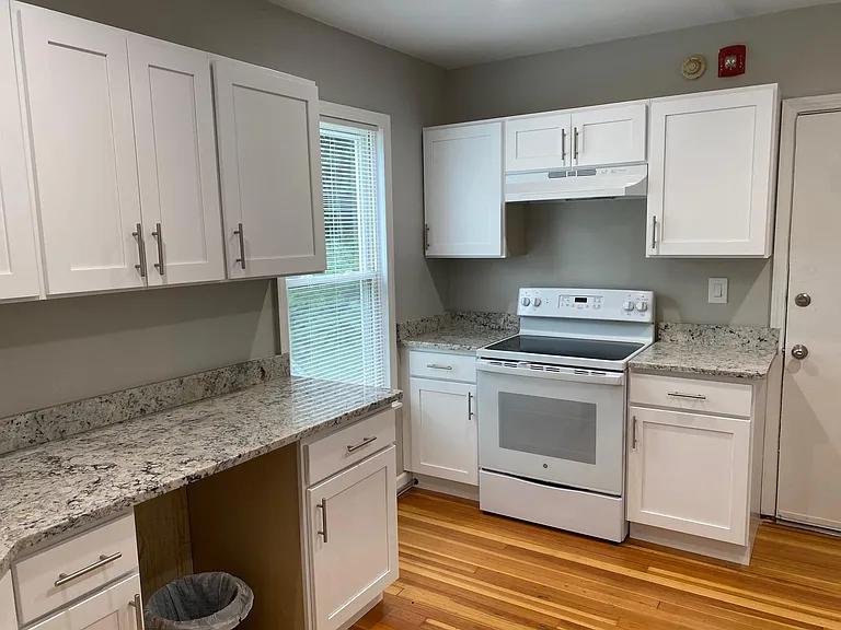 407 West St #2 — Photo 9