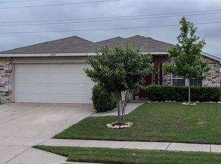 1048 Mosaic Dr, Fort Worth, TX 76179