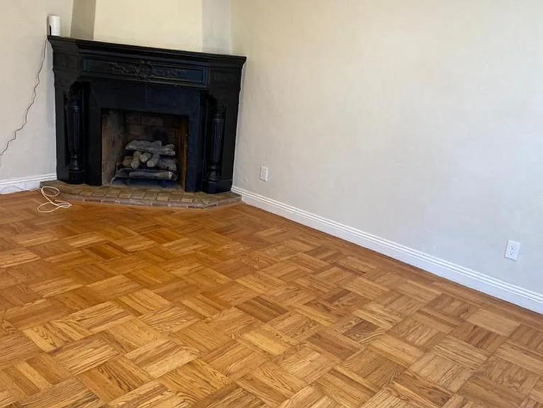 438 Willits St #438 — Photo 11
