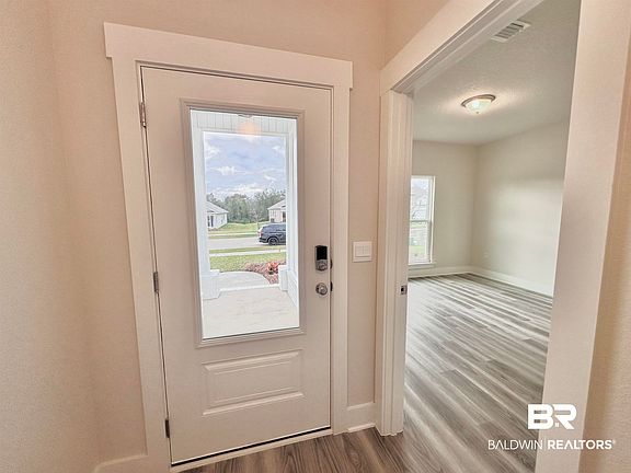 3rd image of 338 Barndling St