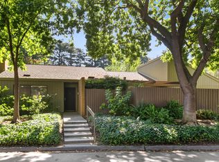 601 Dunbarton Cir, Sacramento, CA 95825