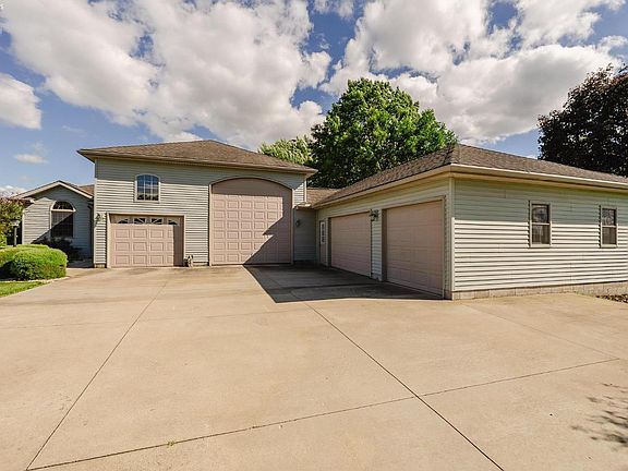5th image of 4924 Tiffin Ave