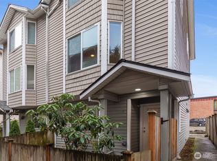 12049 32nd Ave NE APT C, Seattle, WA 98125