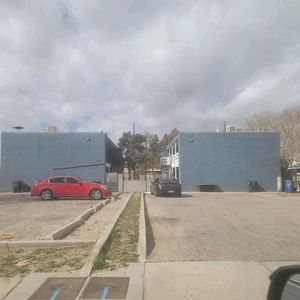 301 Grove St NE, Albuquerque, NM, 87108