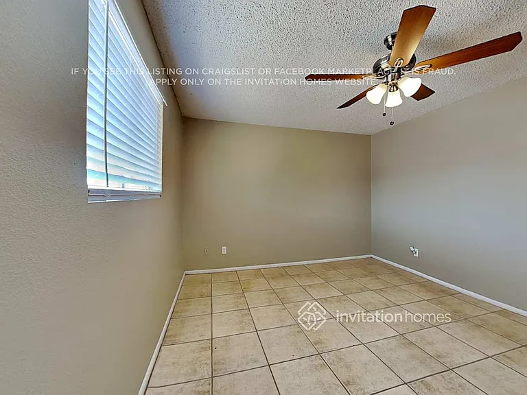 6813 W Montebello Ave — Photo 10