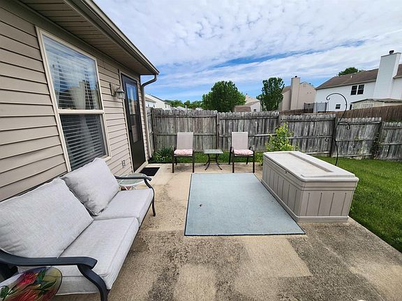 3rd image of 7818 Rocky Glen Pl