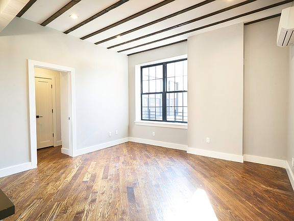 4th image of 35 Claver Pl APT 1E