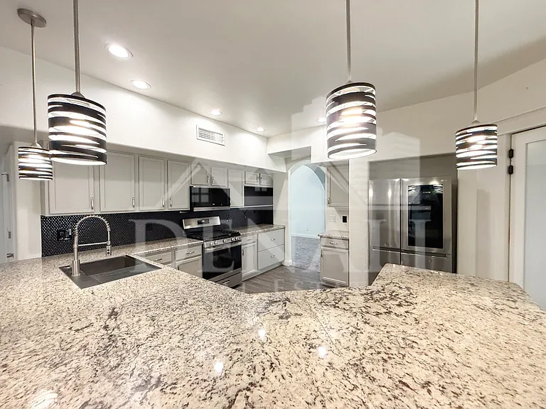 4433 S Avenida Don Pepe — Photo 8