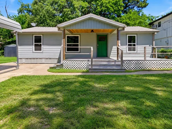 10015 Shoreline Dr, Wills Point, TX 75169