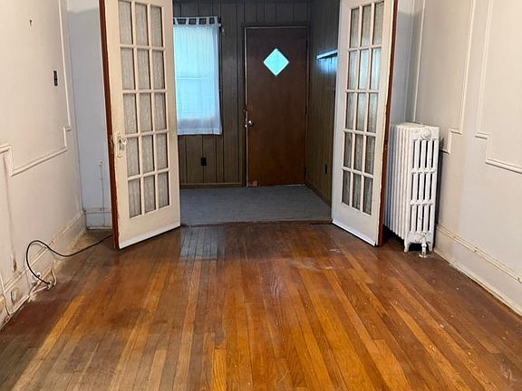 5th image of 1534 Independence Ave SE