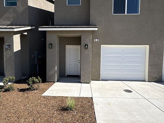 3rd image of 711-747 S Pinkham #733102