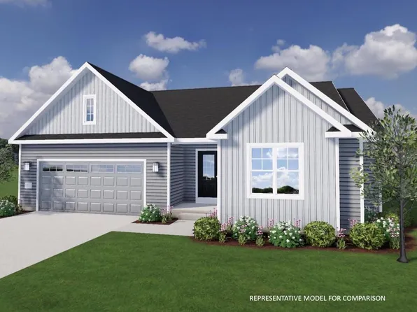 1318 Arrowood CIRCLE WEST West, Oconomowoc, WI 53066