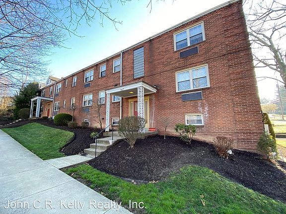 2nd image of 400 4th St APT 4