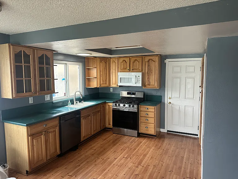 1566 Ventura Dr — Photo 15
